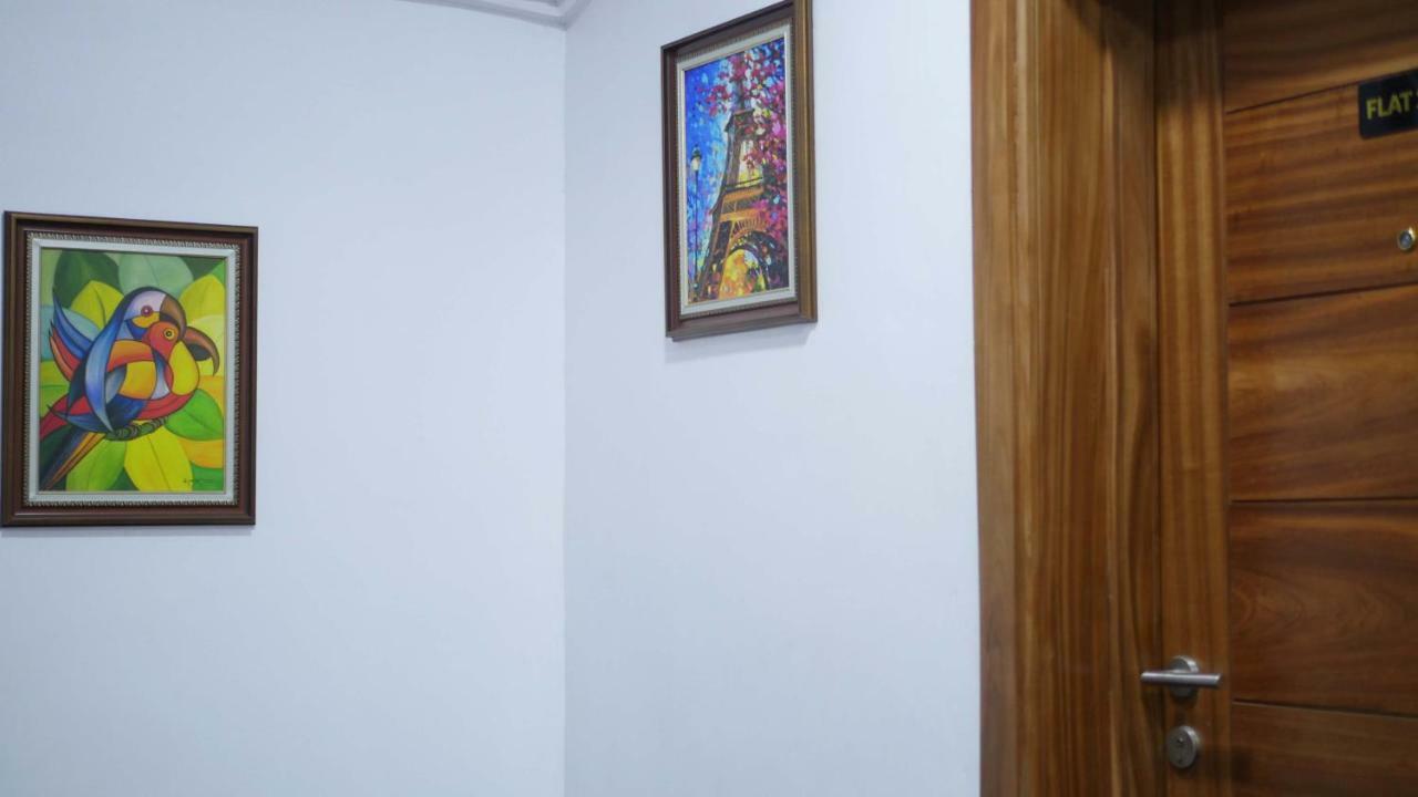 24/7 Luxury Apartment Лагос Екстериор снимка